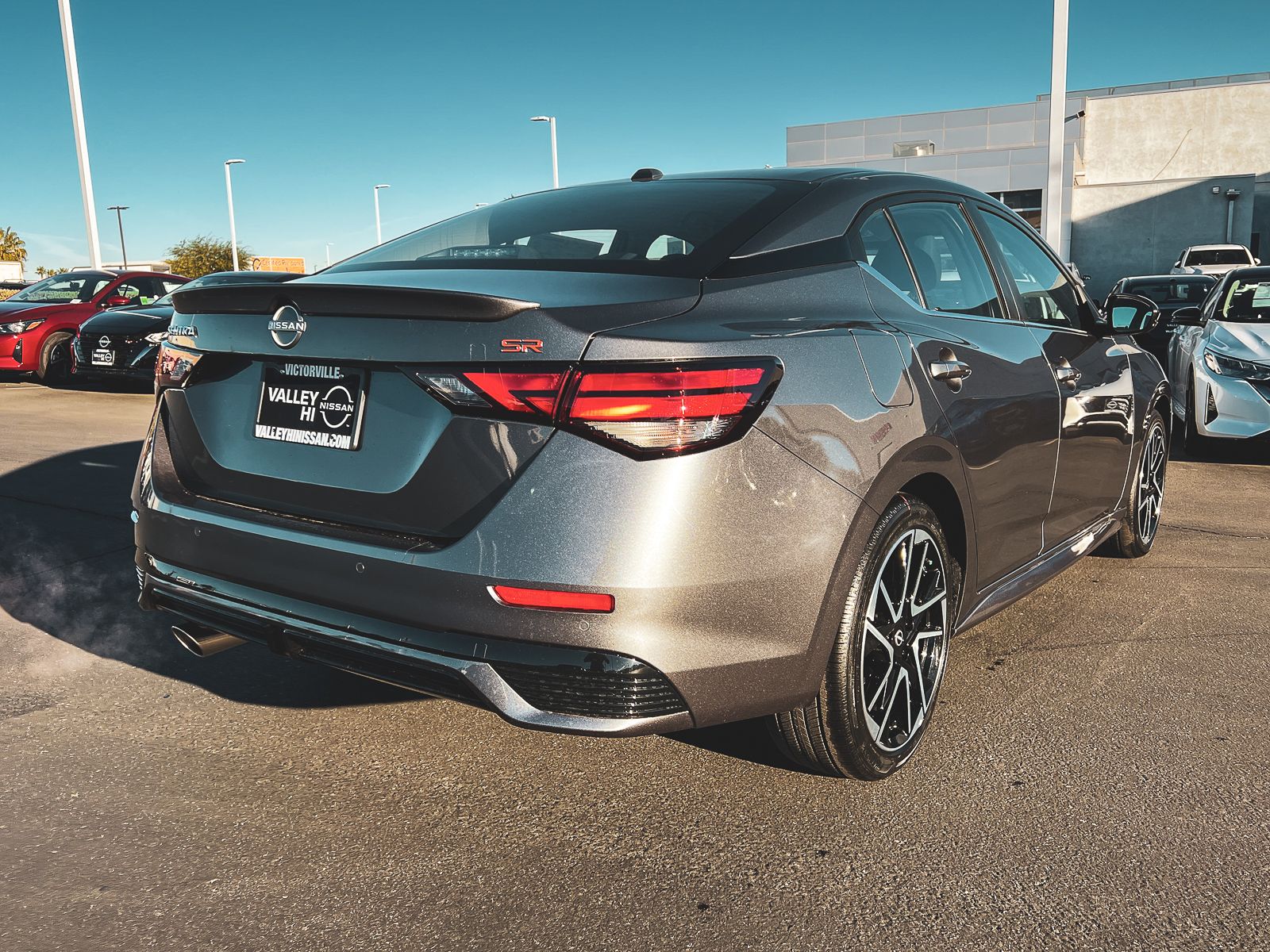 2025 Nissan Sentra SR photo 2