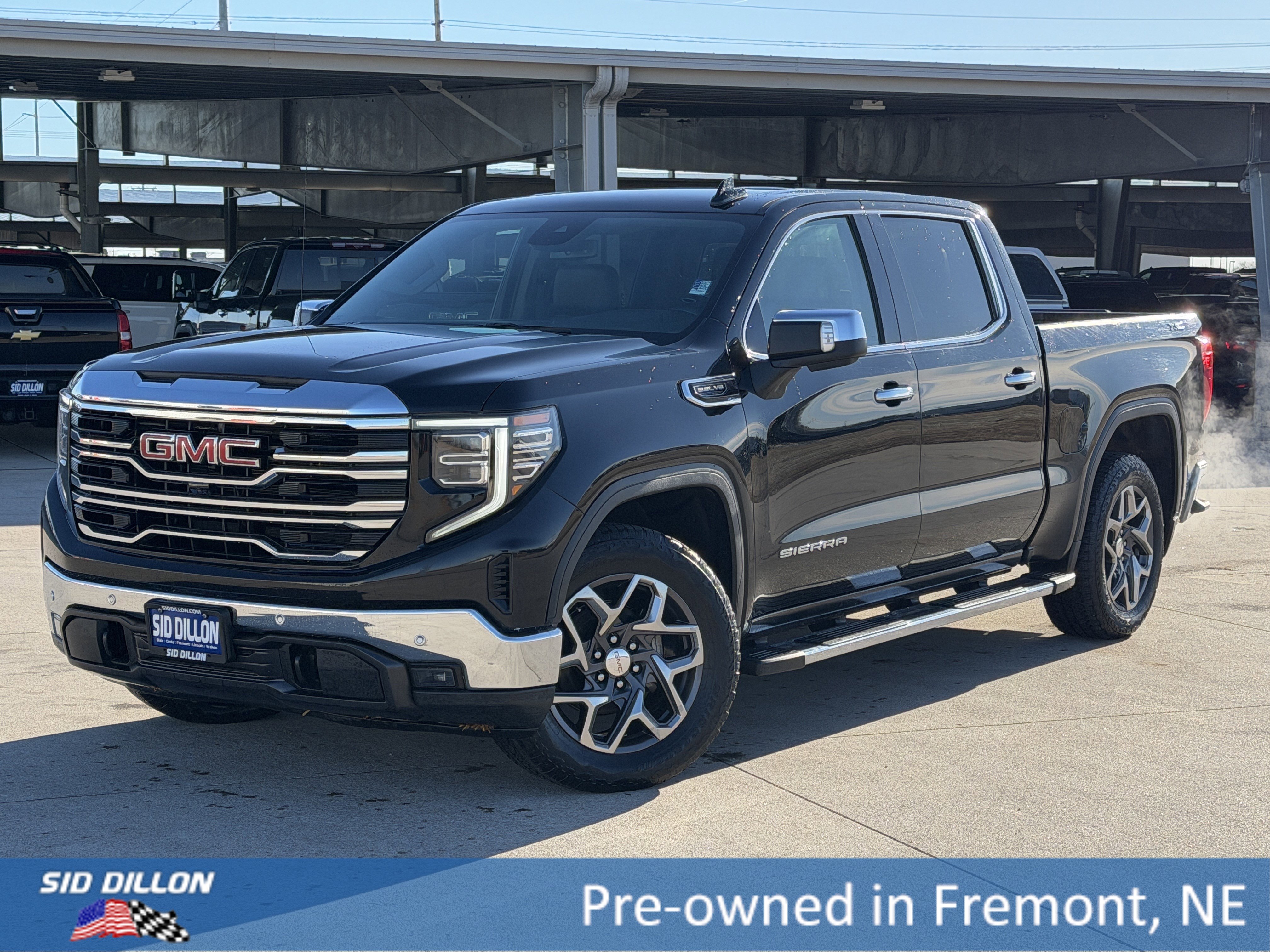 2022 GMC Sierra 1500 SLT's photo