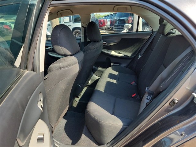 2013 Toyota Corolla S photo 10
