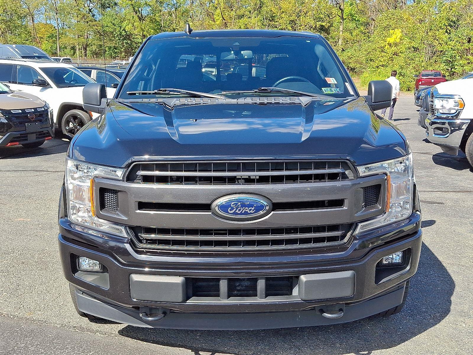 2019 Ford F-150 XLT photo 2