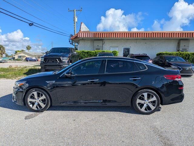 2019 Kia Optima S photo 3