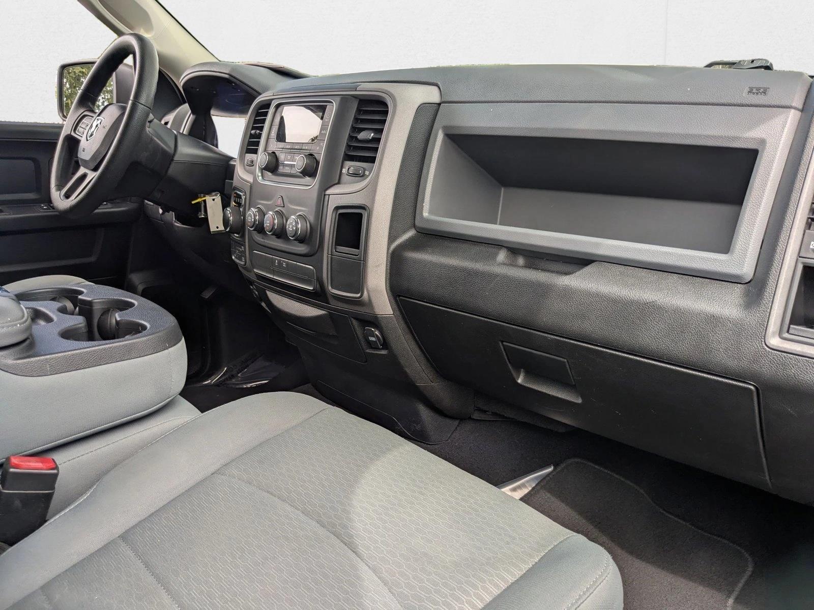 2019 Ram 1500 Classic Express photo 18