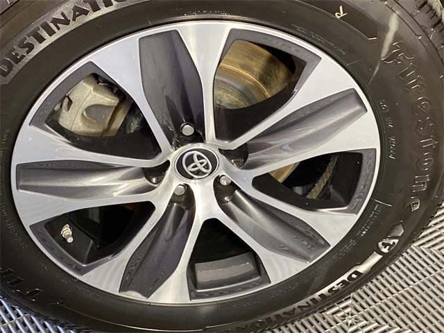 2023 Toyota Highlander XLE photo 29