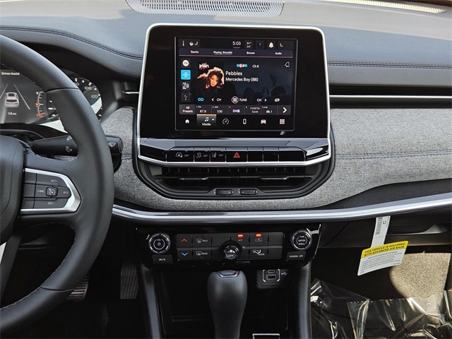 2025 Jeep Compass North Edition Latitude photo 15