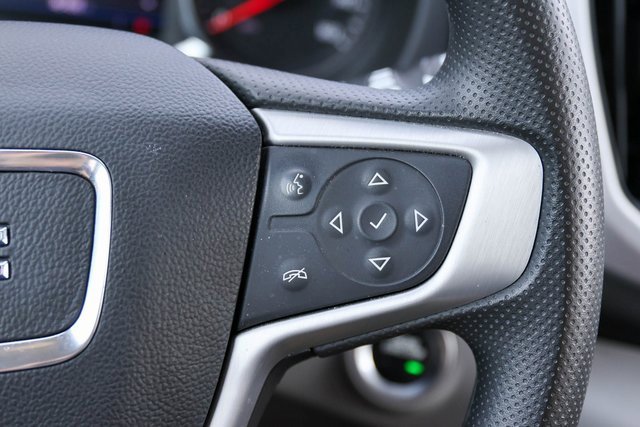 Used 2023 Summit White GMC SLE image 29