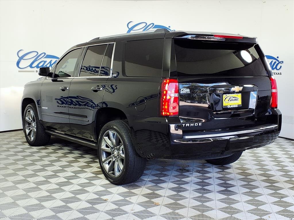2015 Chevrolet Tahoe LTZ photo 2