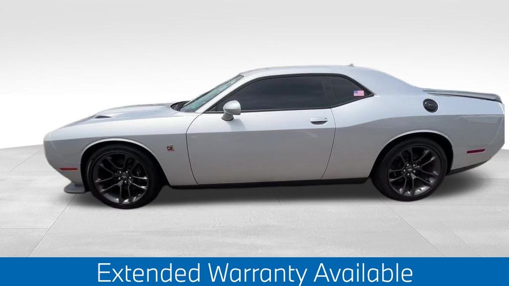 2023 Dodge Challenger R/T Scat Pack photo 3