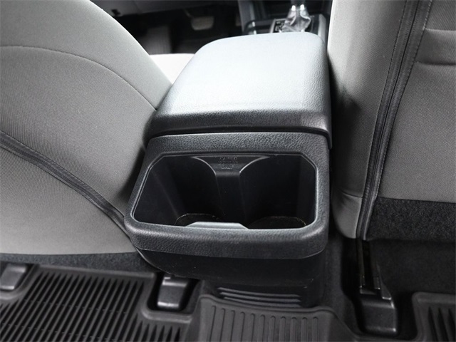 2020 Toyota Tacoma SR5 photo 18
