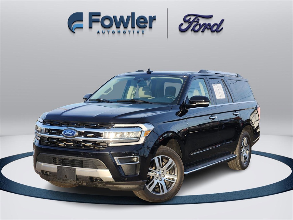 2022 Ford Expedition Limited's photo