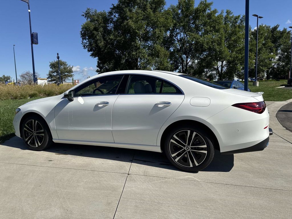 2026 Mercedes Benz CLA 250 4MATIC photo 3