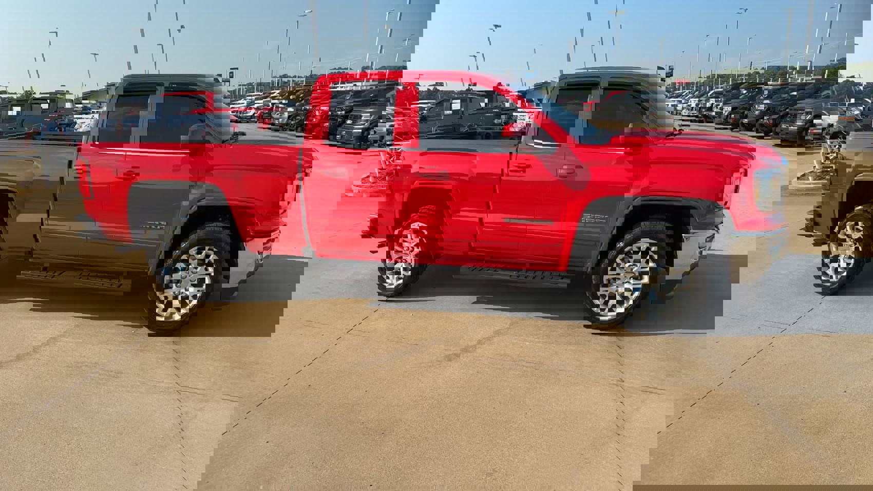 2018 Gmc Sierra 1500 SLE photo 2