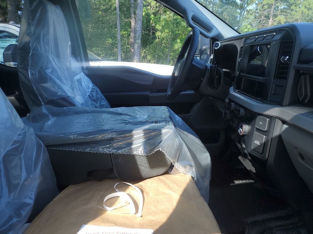 2024 Ford F-450 XLT photo 4