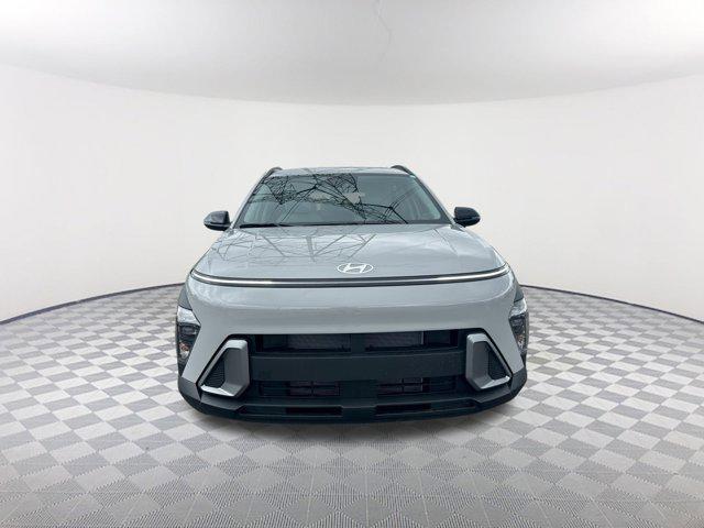 2026 Hyundai Kona SEL photo 2
