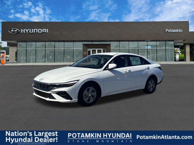 2026 Hyundai Elantra SE's photo