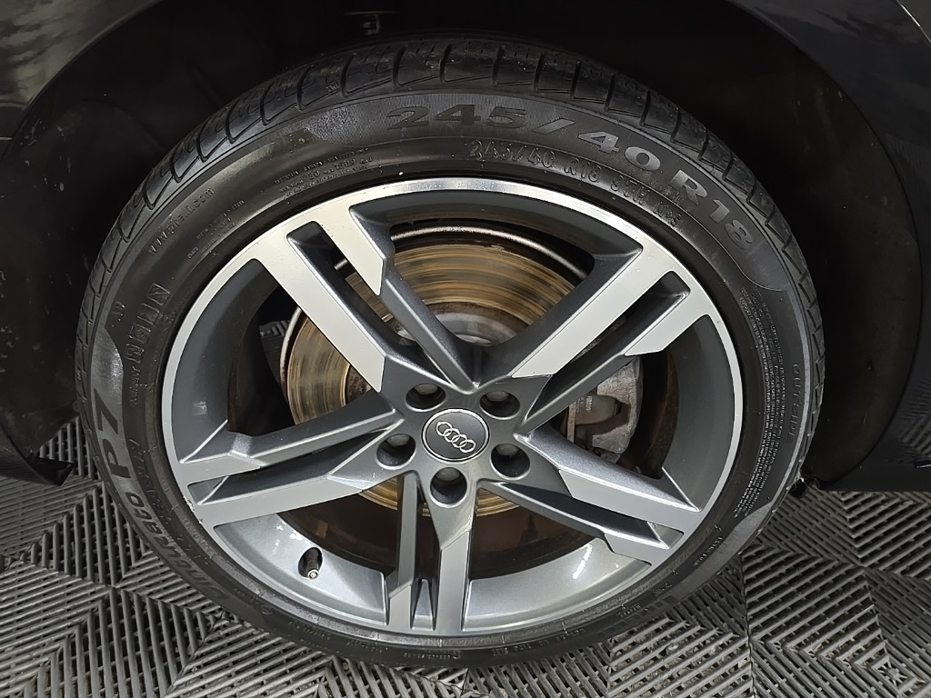 2018 Audi A4 2.0T Premium Plus Quattro photo 11