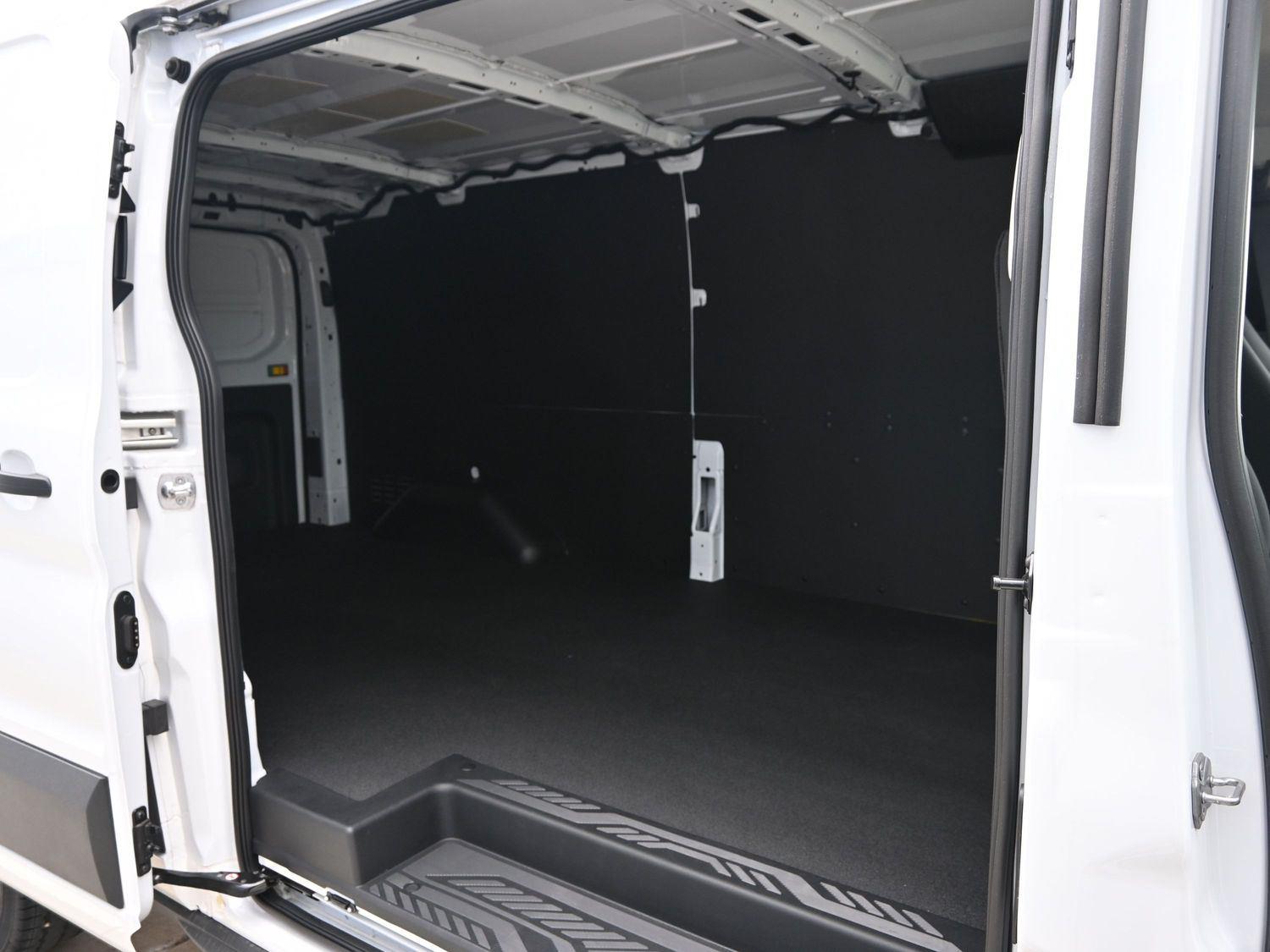 2025 Ford Transit Cargo Van photo 4