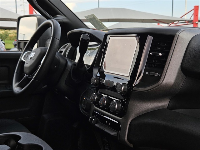 2026 Ram 2500 Tradesman photo 7