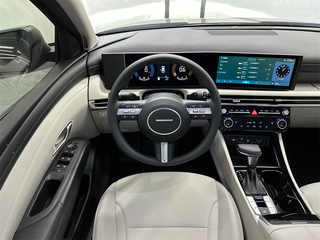 2025 Hyundai Tucson SEL photo 23