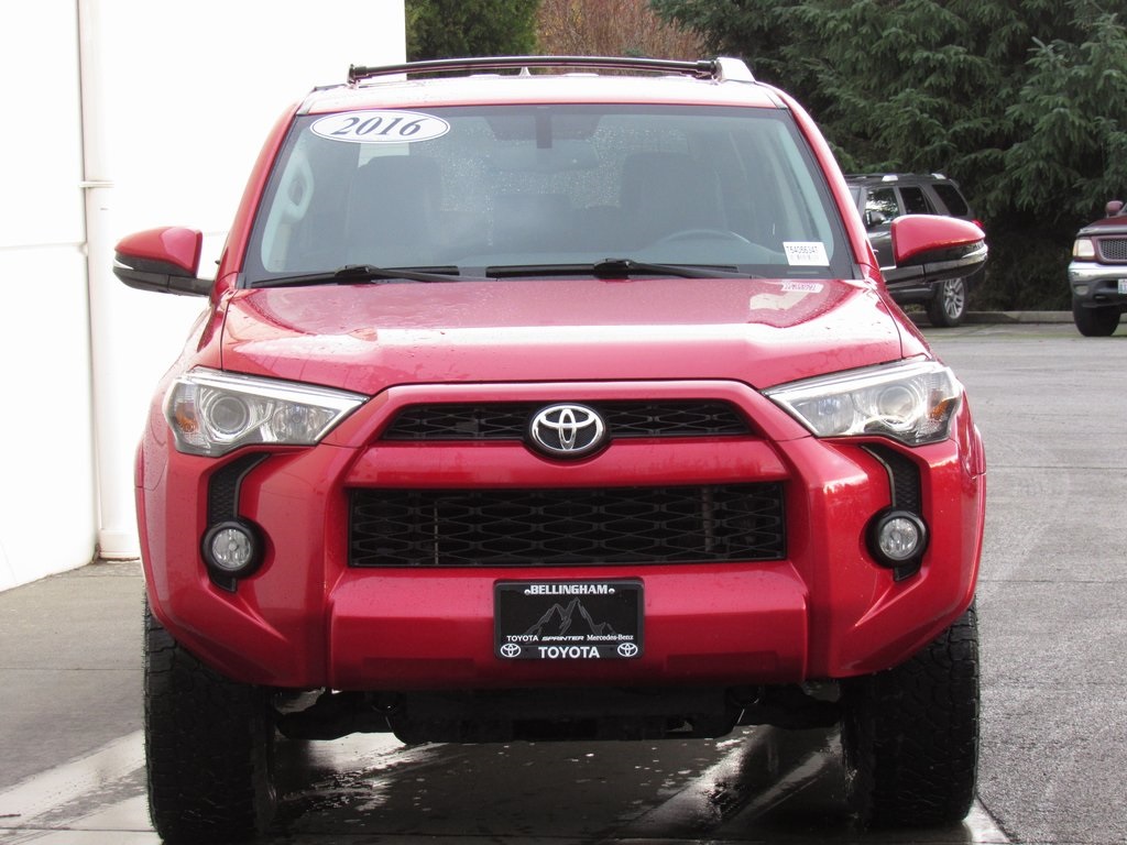 2016 Toyota 4Runner SR5 Premium photo 3