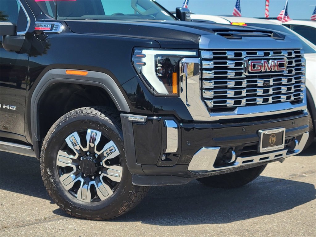 2025 Gmc Sierra 2500 HD Denali photo 3
