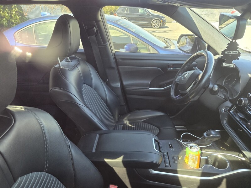 2022 Toyota Highlander XSE photo 4