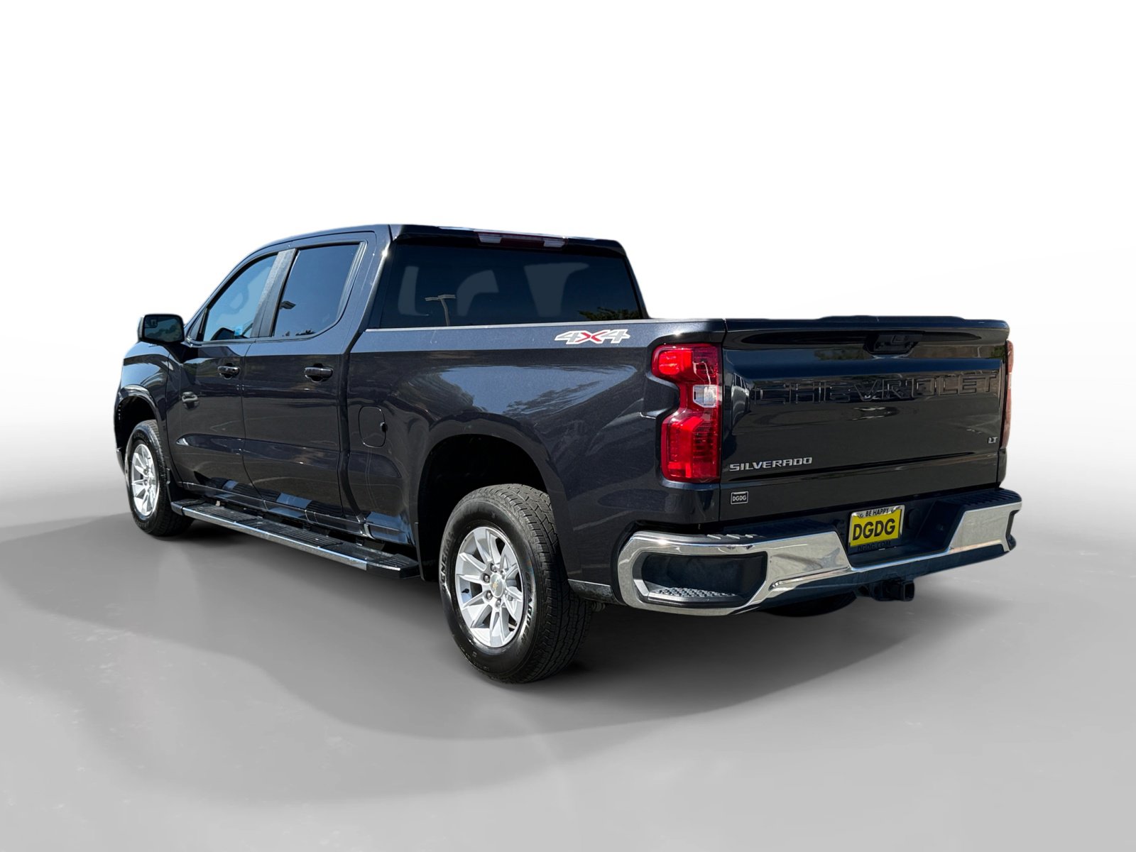2024 Chevrolet Silverado 1500 LT photo 3