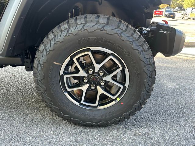 2025 Jeep Wrangler Rubicon photo 11