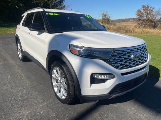 2022 Ford Explorer Platinum photo 3