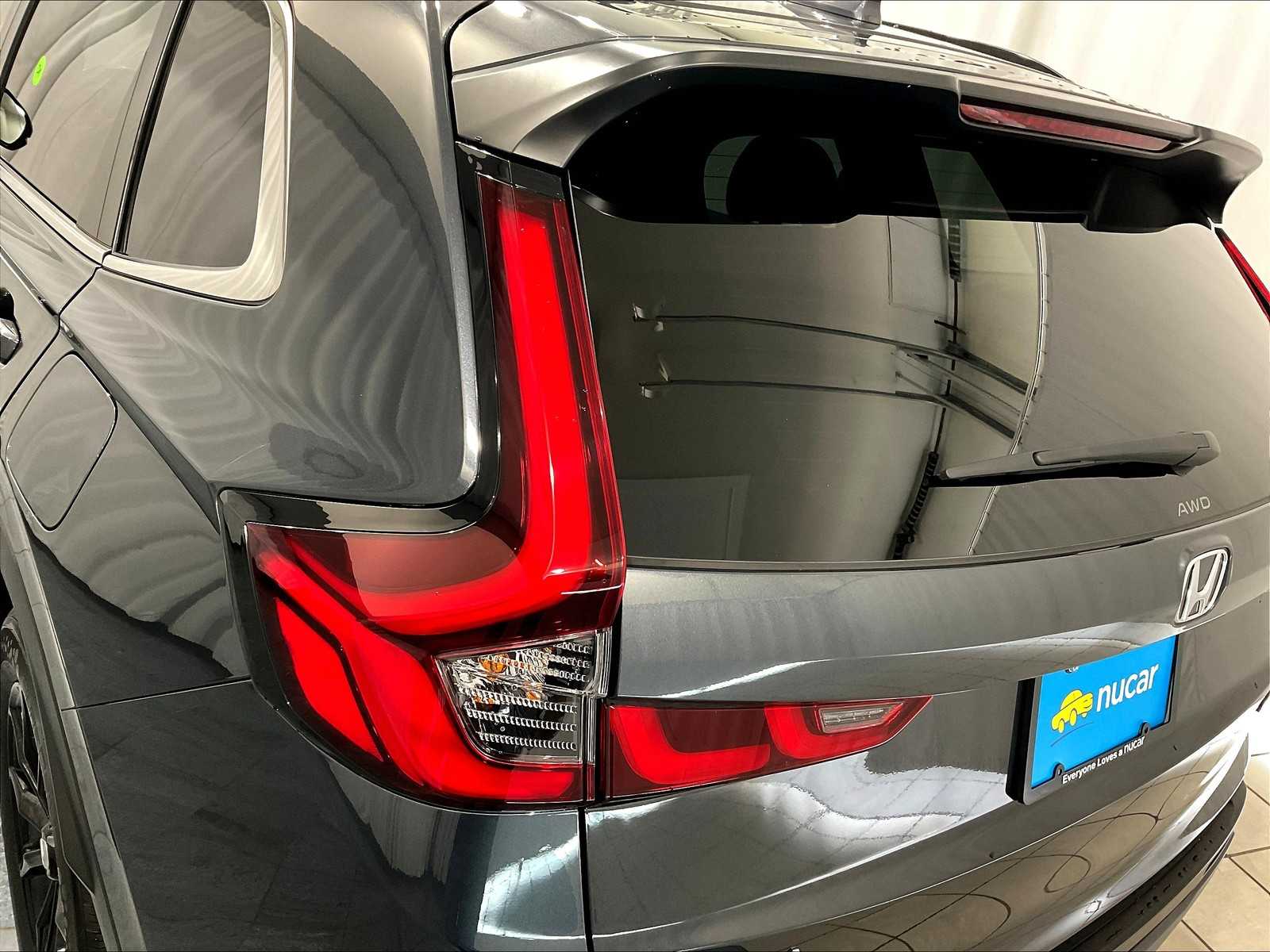 2023 Honda CR-V Hybrid Sport photo 32