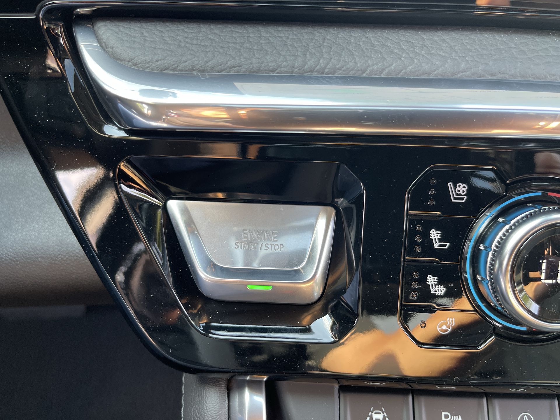 2026 Gmc Sierra Denali photo 16