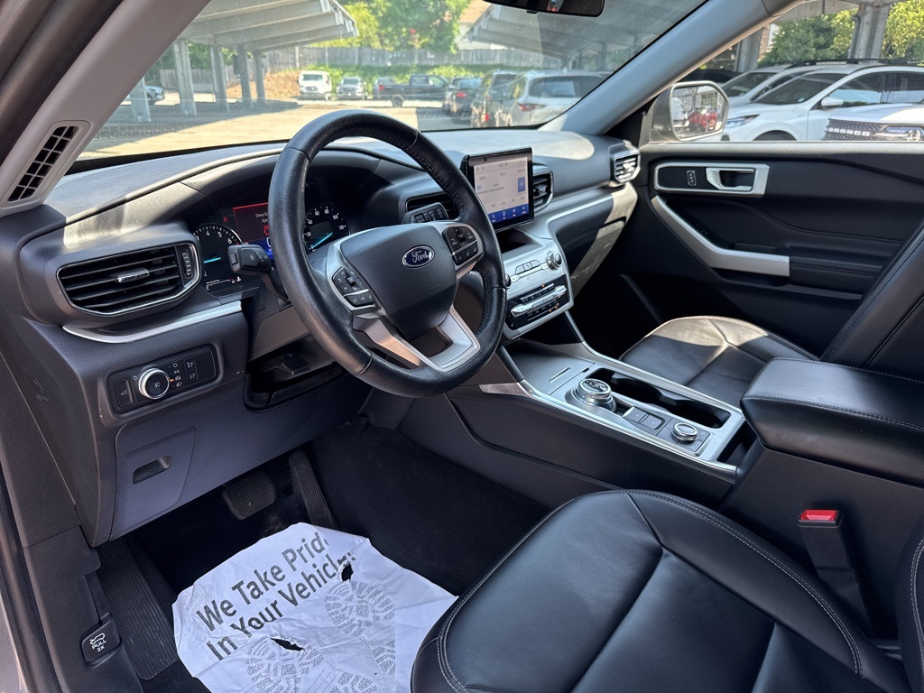 2022 Ford Explorer XLT photo 14