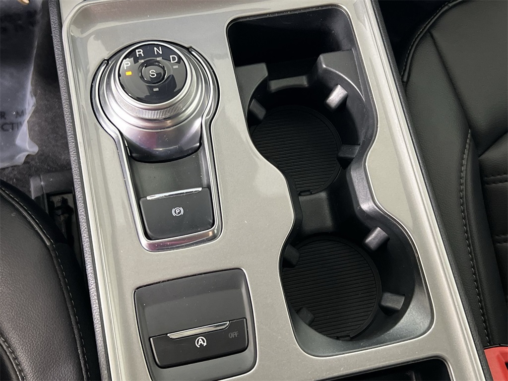 2024 Ford Edge SEL photo 20