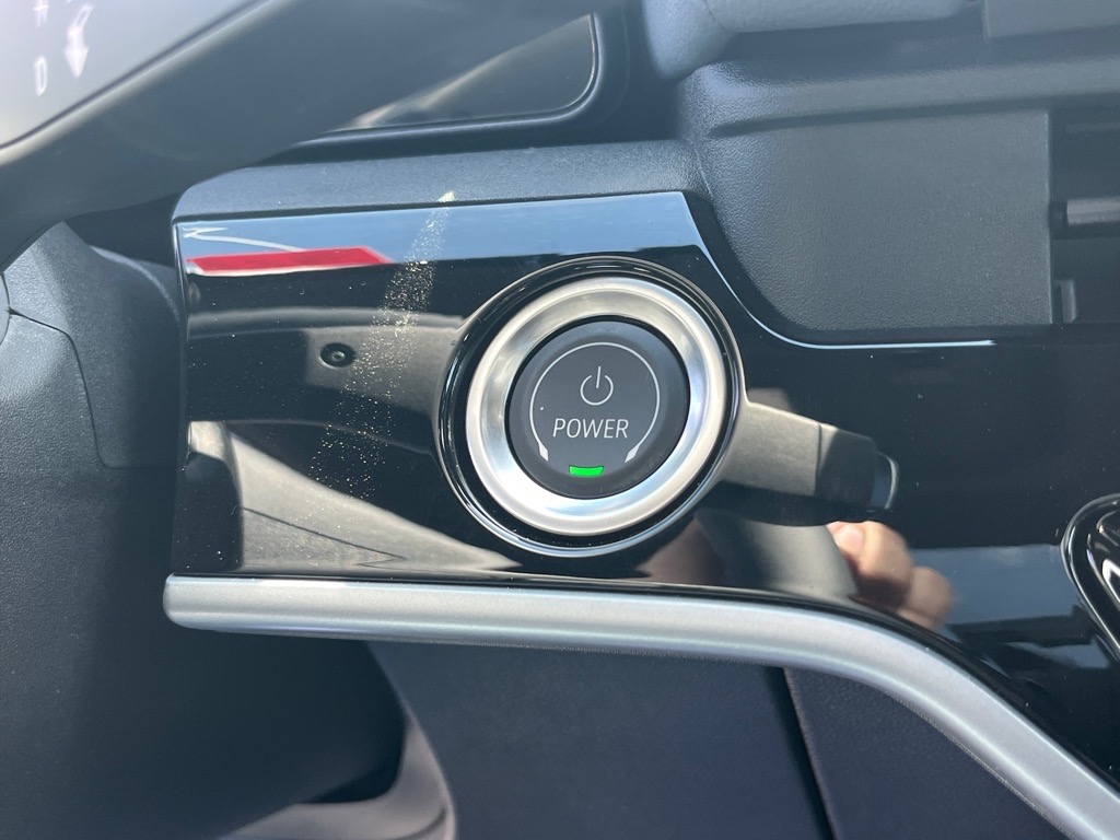 2025 Honda Prologue Touring photo 11