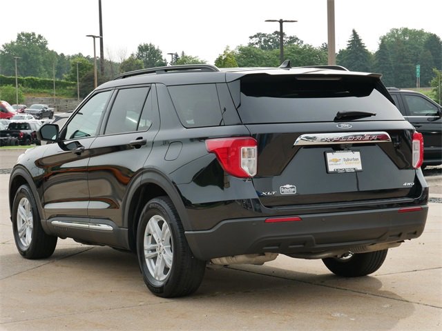 2021 Ford Explorer XLT photo 4