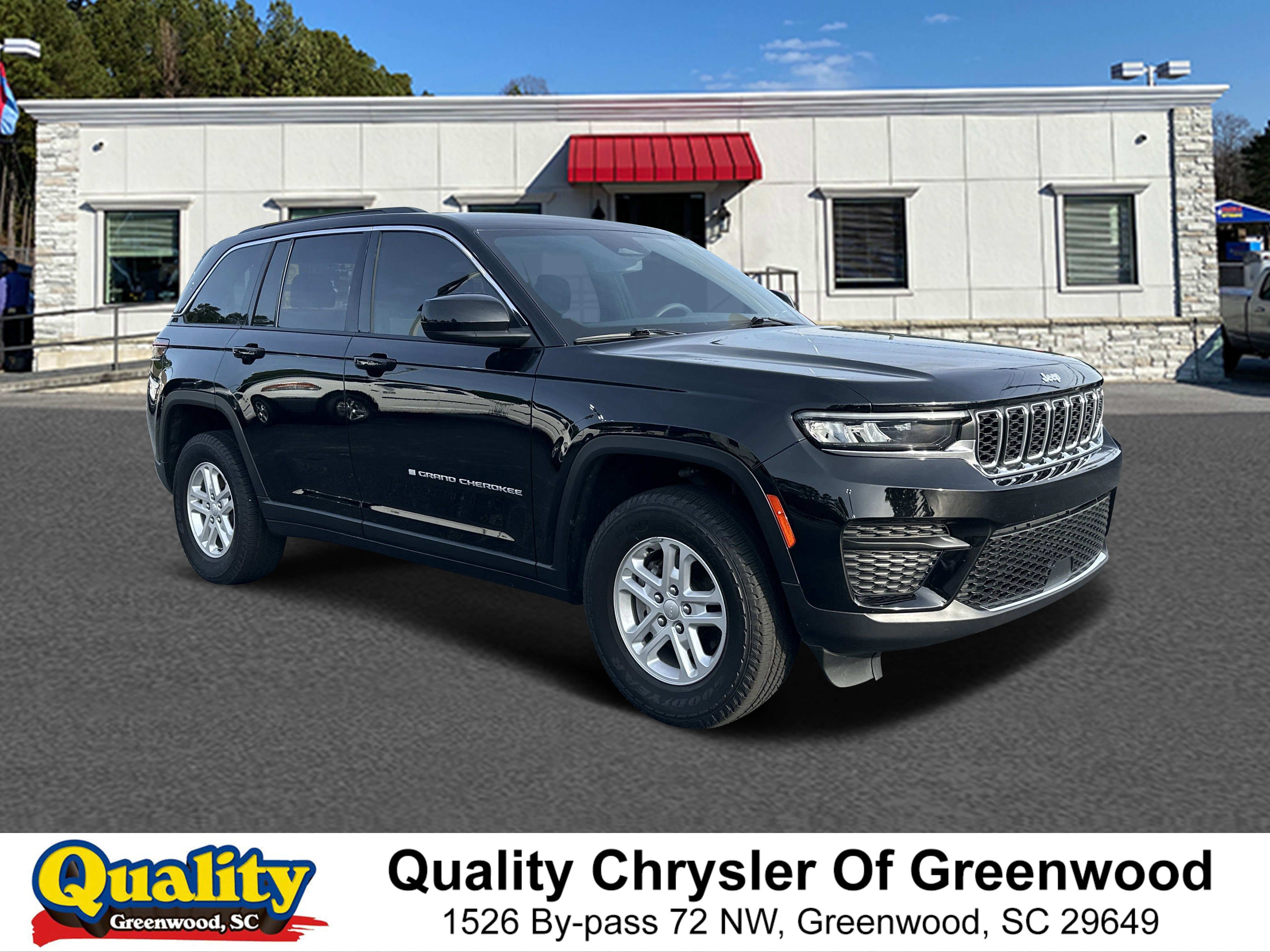 2024 Jeep Grand Cherokee Laredo's photo