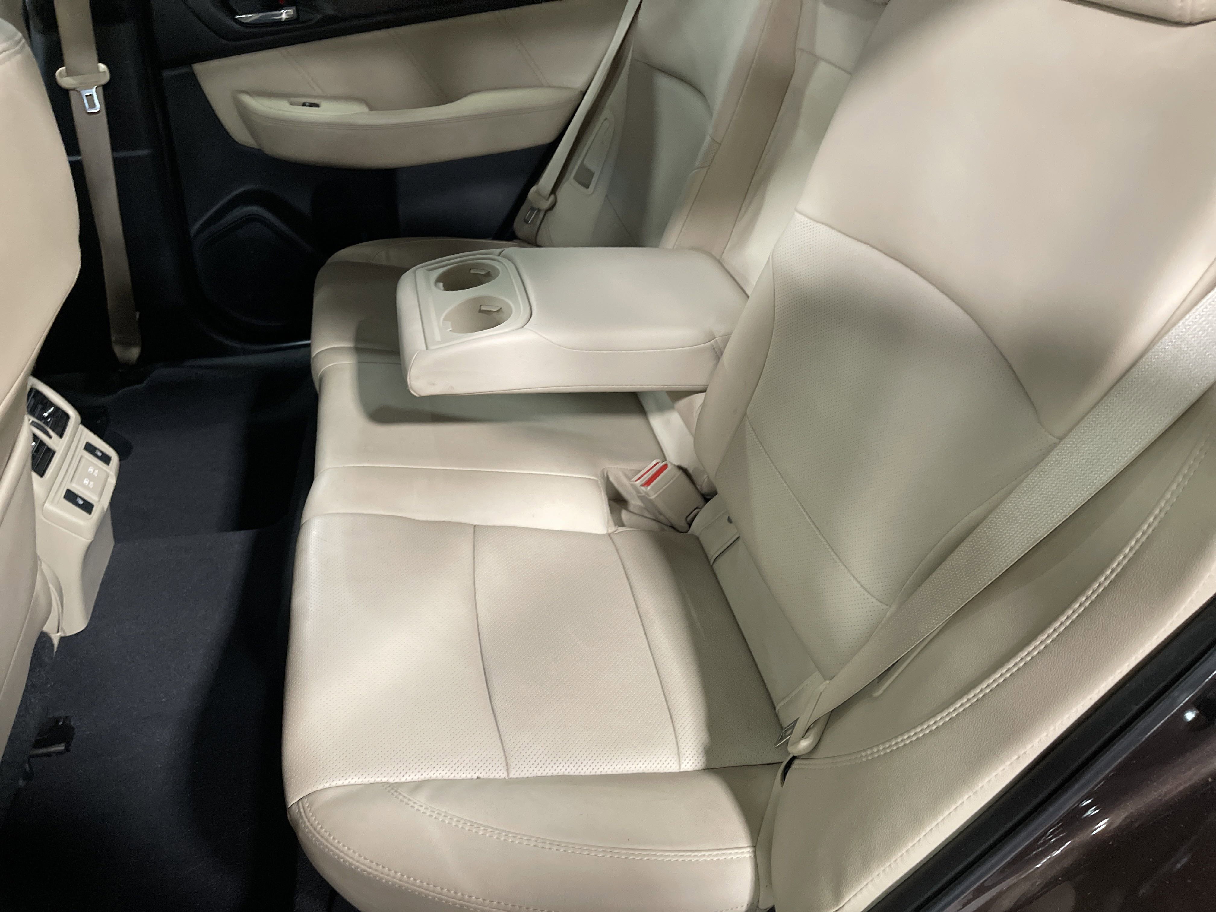2019 Subaru Outback Limited photo 7