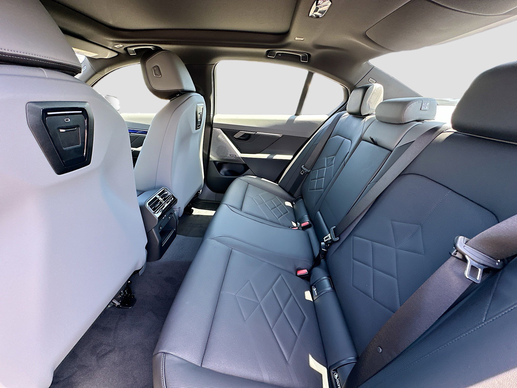 2025 Bmw 550e 550e xDrive photo 20
