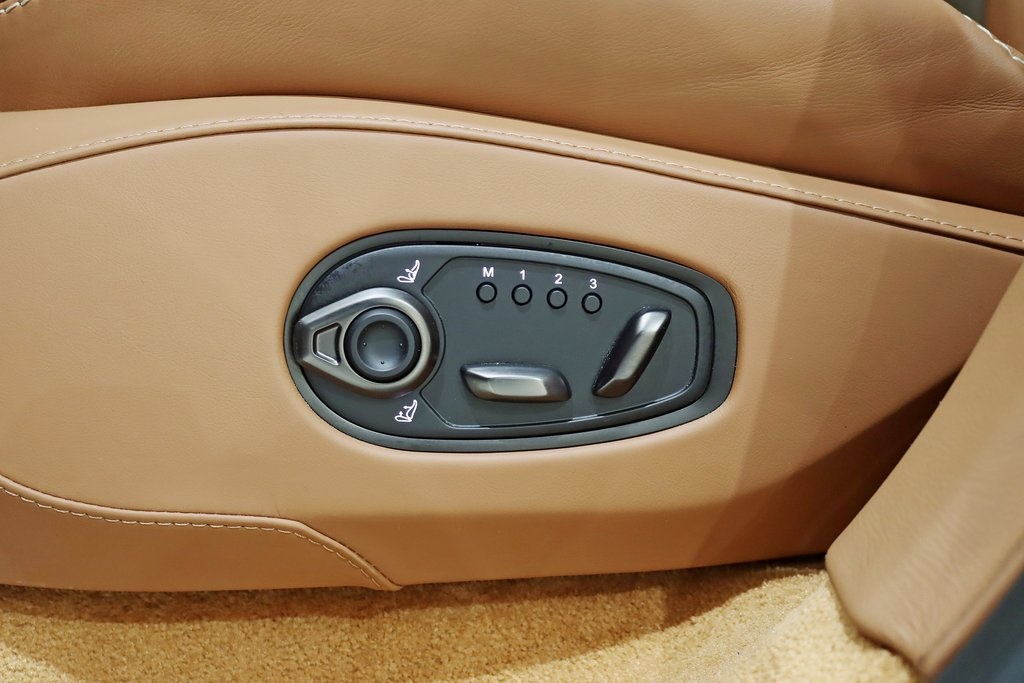 2023 Aston Martin DBX DBX707 photo 26