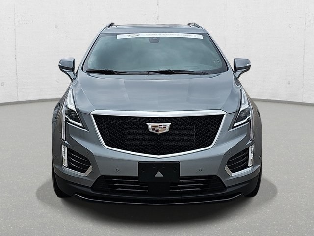 2023 Cadillac XT5 Sport photo 2