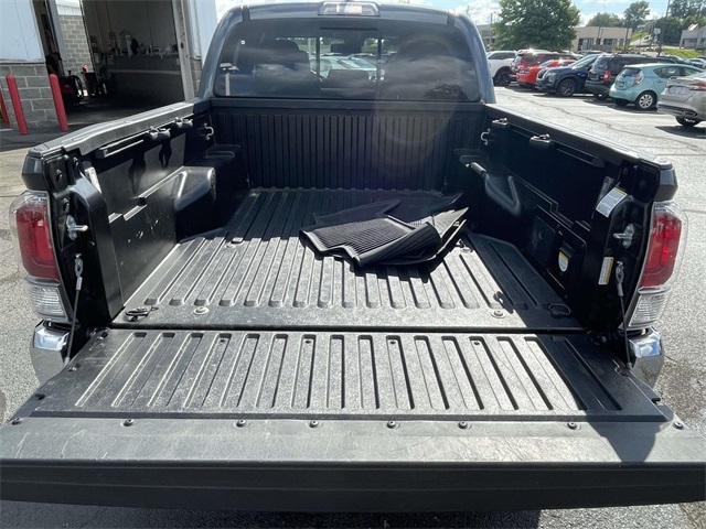 2022 Toyota Tacoma TRD Off-Road photo 11