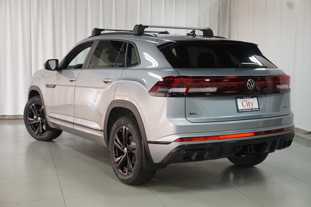 2026 Volkswagen Atlas Cross Sport SEL R-Line photo 6