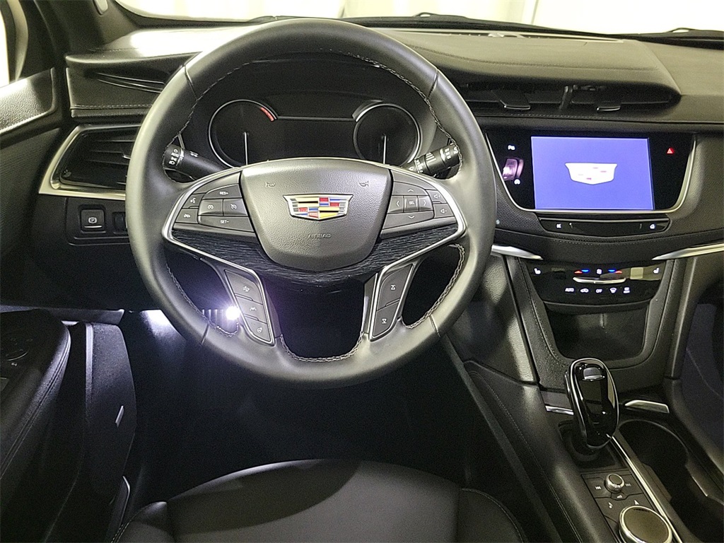 2025 CADILLAC XT5 - Image 14