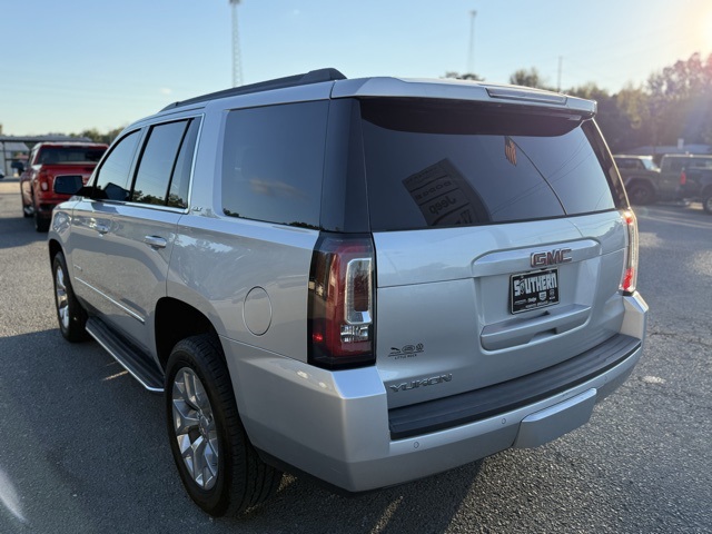 2020 Gmc Yukon SLT photo 2