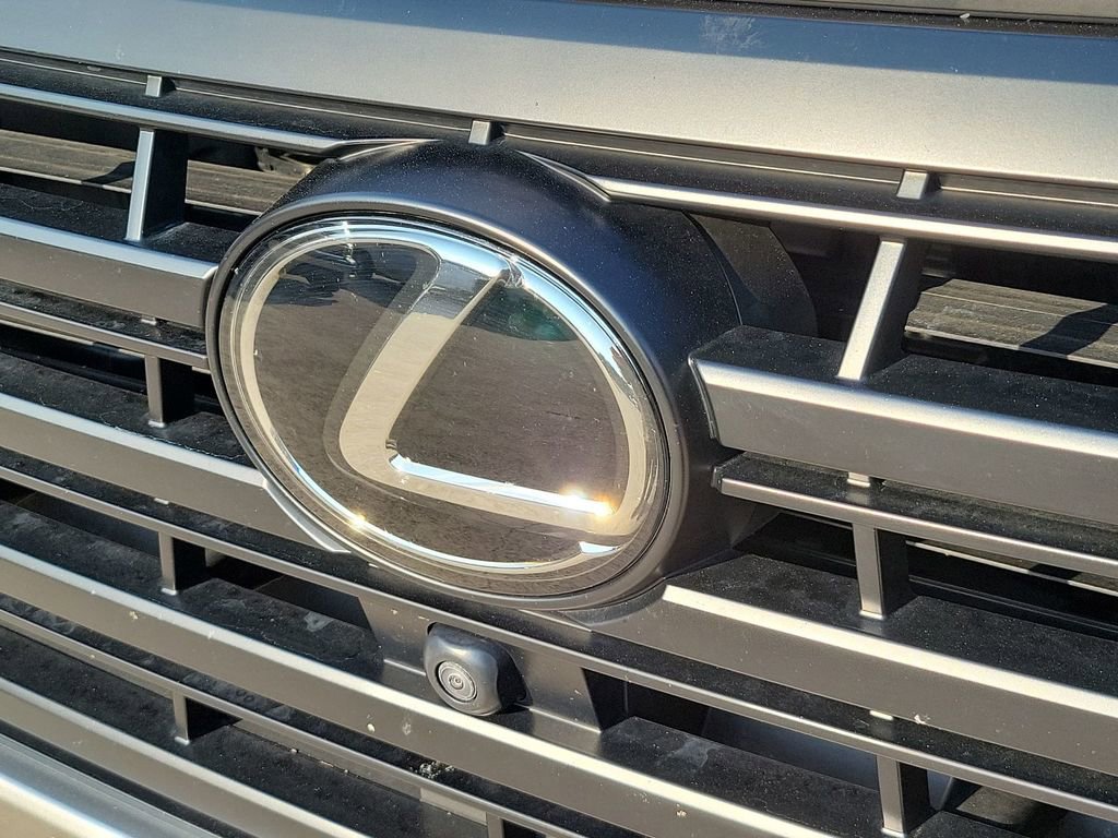 2024 Lexus GX 550 Luxury photo 32