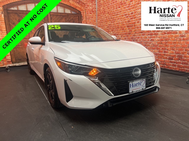 2025 Nissan Sentra SV's photo