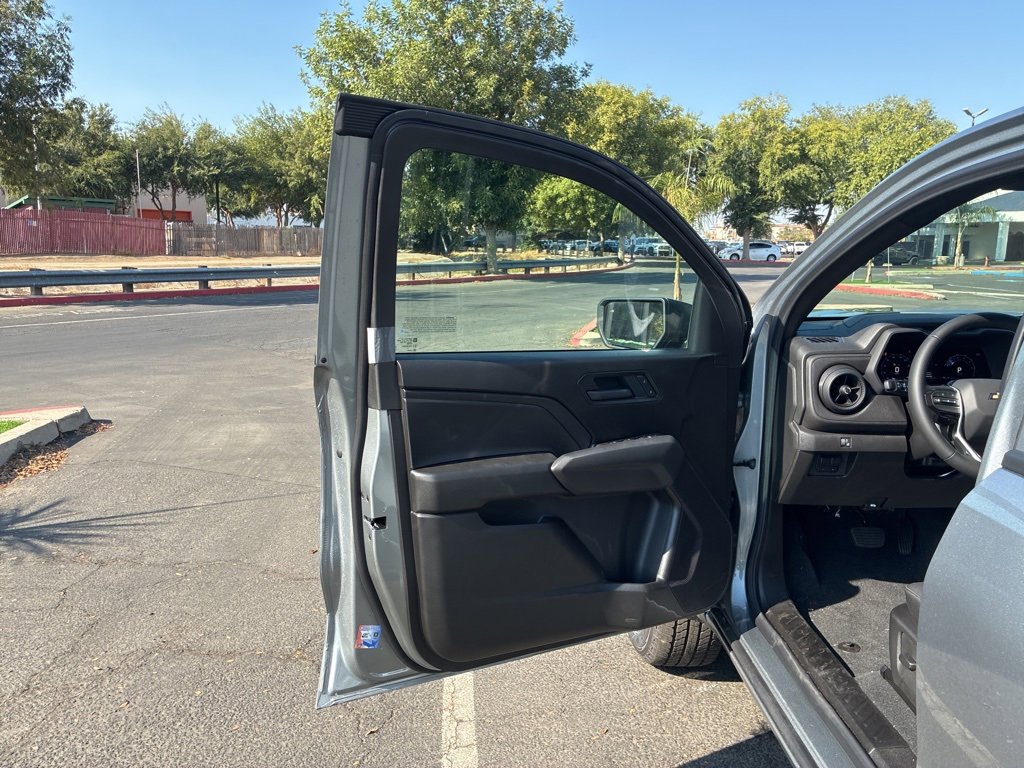 2026 Chevrolet Colorado Work Truck photo 11