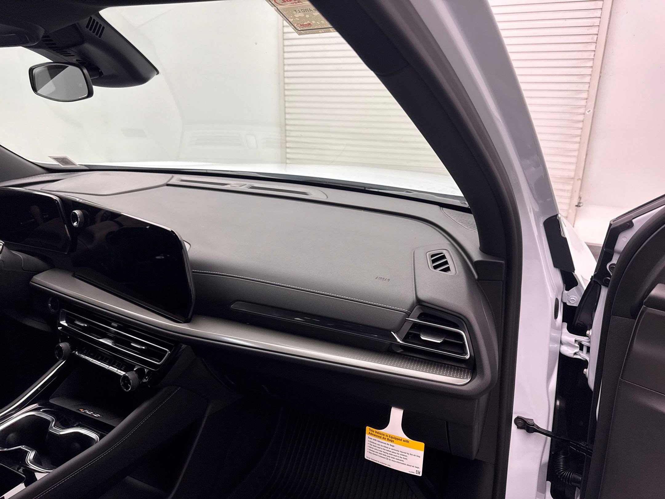 2026 Chevrolet Traverse photo 23