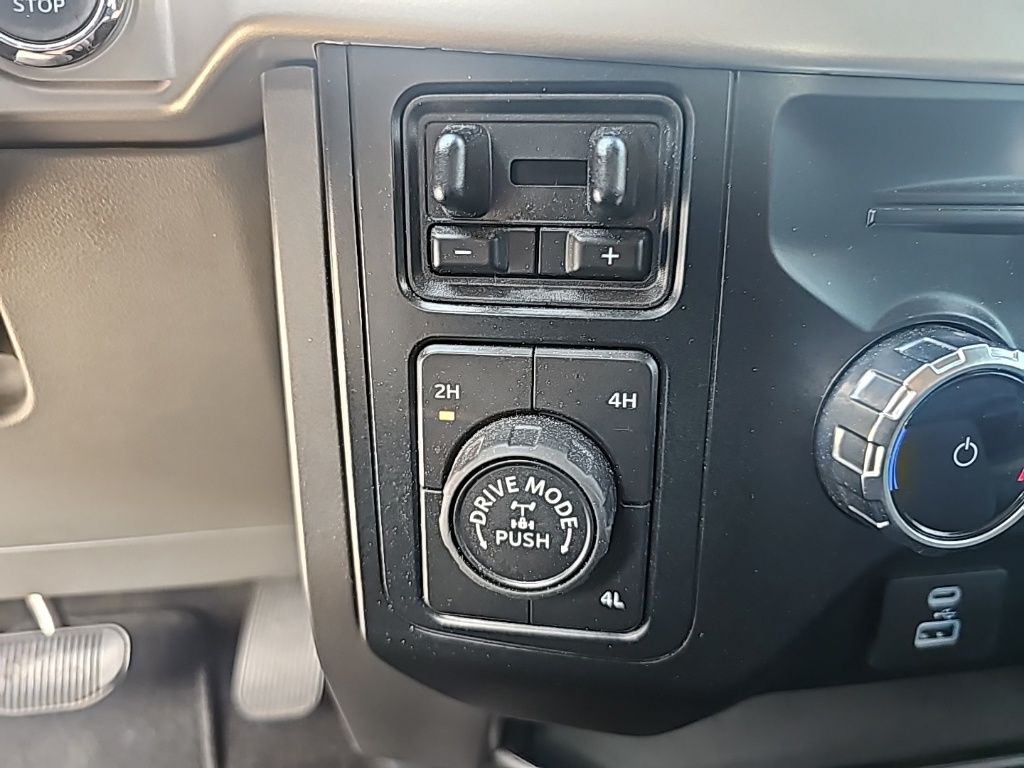 2022 Ford F-150 XLT photo 30