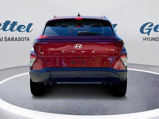 2025 Hyundai Kona SEL photo 2