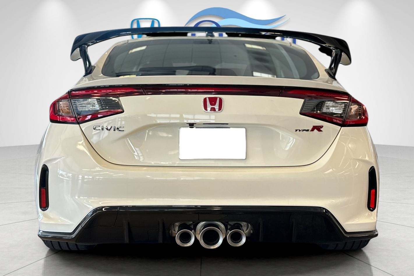 2025 Honda Civic Type R photo 3